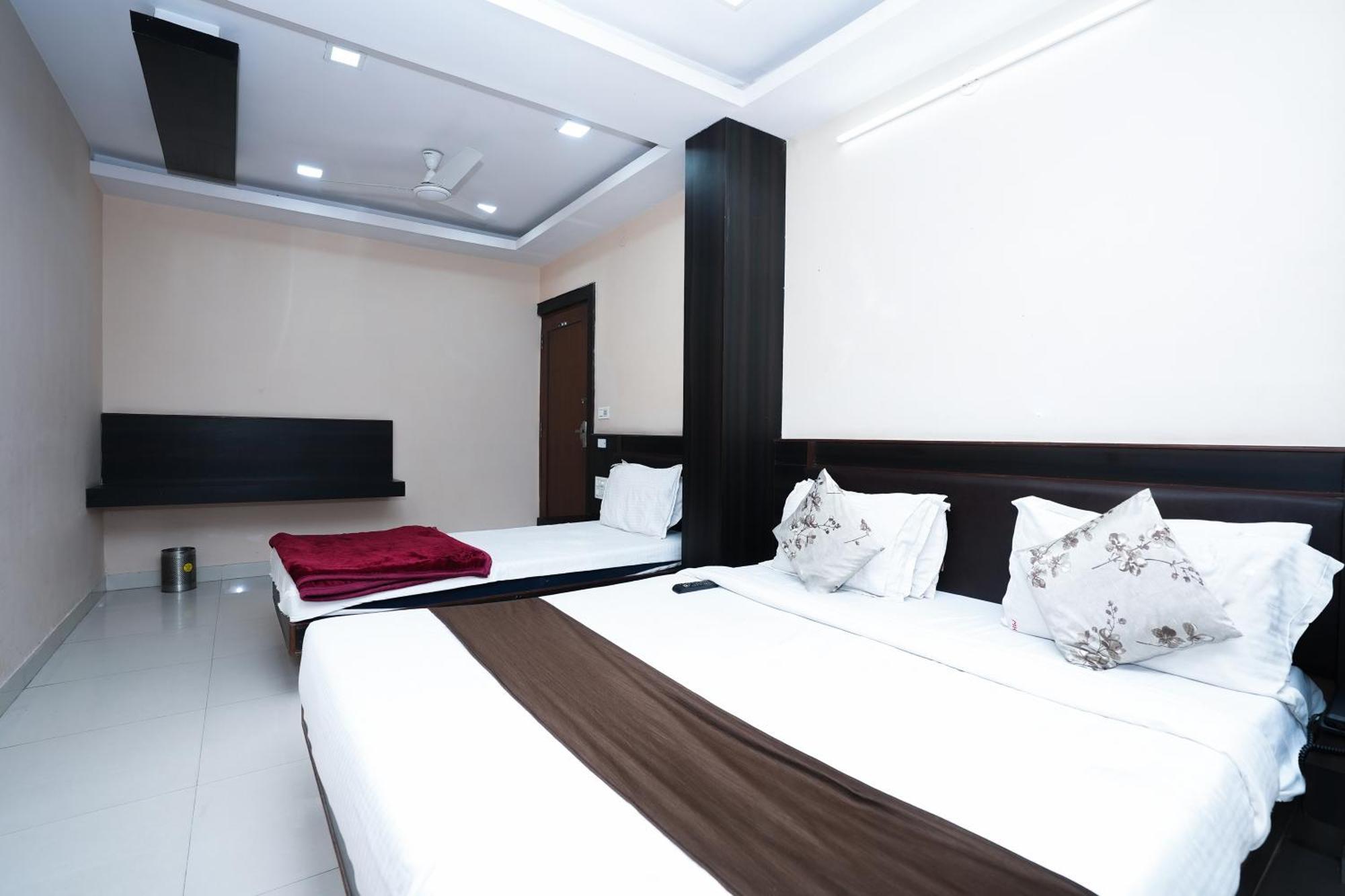 Hotel Madurai Near Central Bus Stand, אודייפור מראה חיצוני תמונה