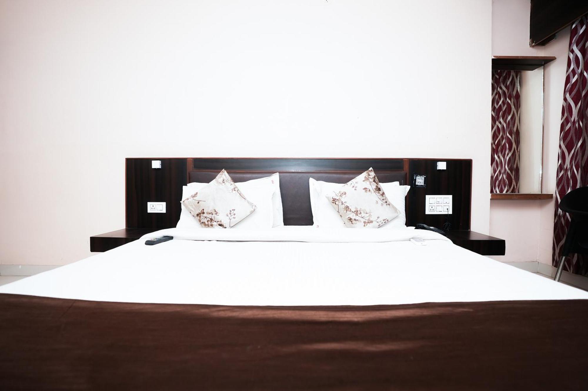 Hotel Madurai Near Central Bus Stand, אודייפור מראה חיצוני תמונה