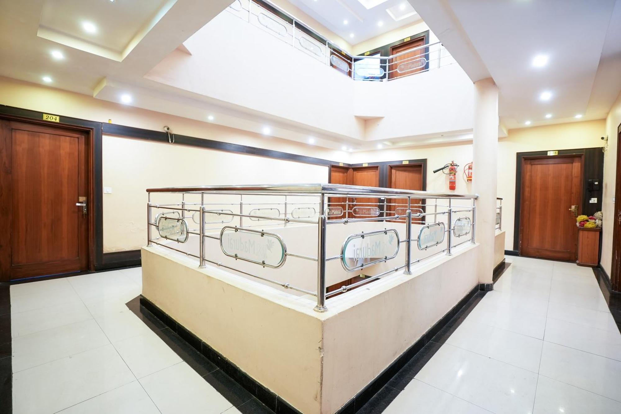 Hotel Madurai Near Central Bus Stand, אודייפור מראה חיצוני תמונה