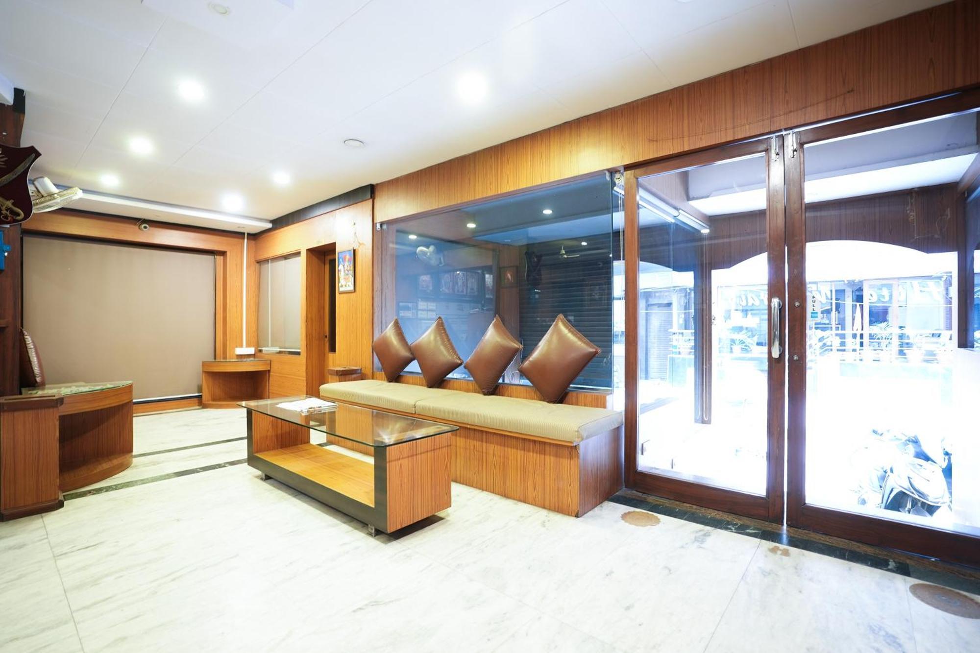 Hotel Madurai Near Central Bus Stand, אודייפור מראה חיצוני תמונה