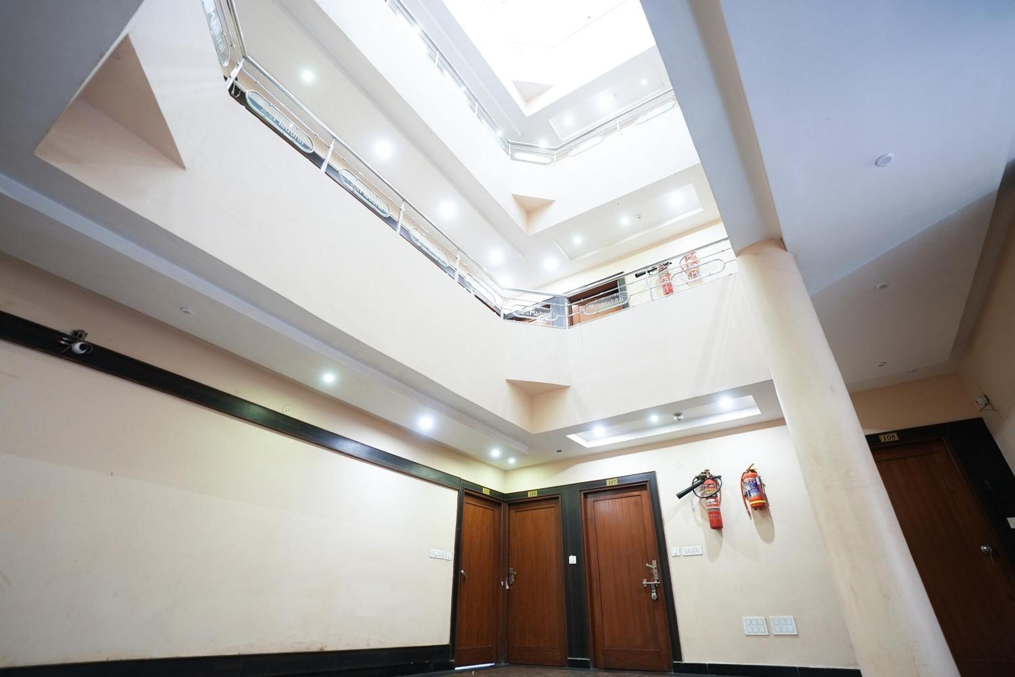 Hotel Madurai Near Central Bus Stand, אודייפור מראה חיצוני תמונה